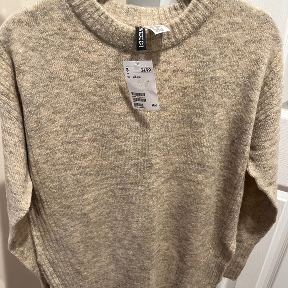 H&M Sweaters - Tag on H&M sweater